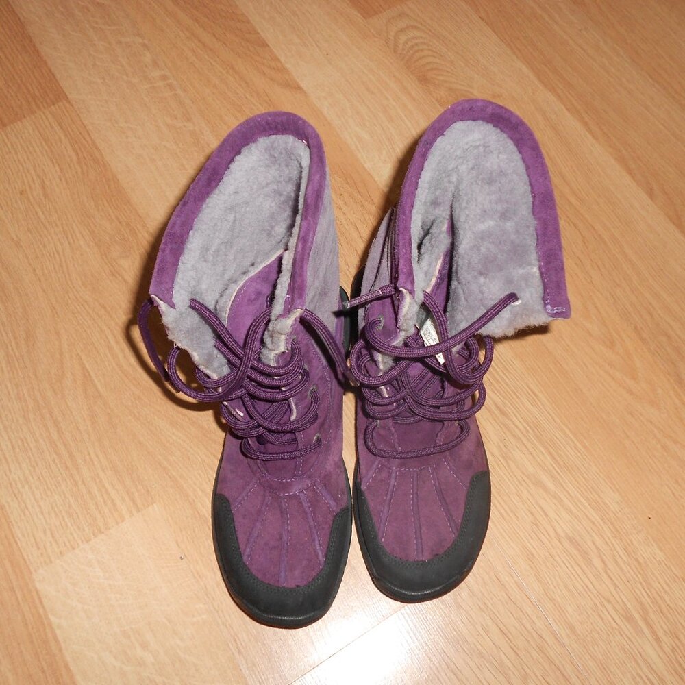 UGG Australia Butte SN 1001674 Deep Purple Boots Youth Size 6